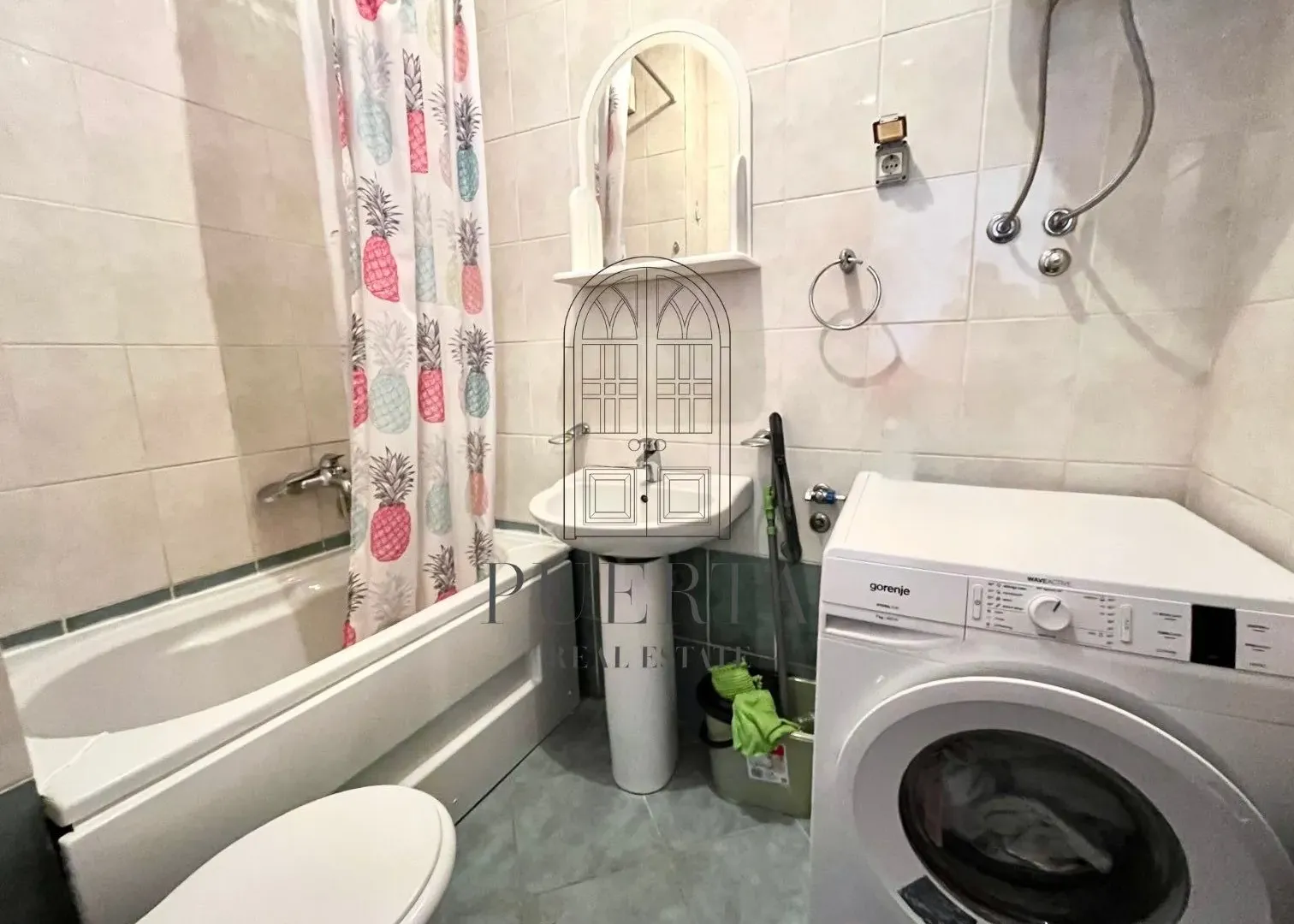 Rent, one bedroom apartment, 37m², Stari Aerodrom, Podgorica