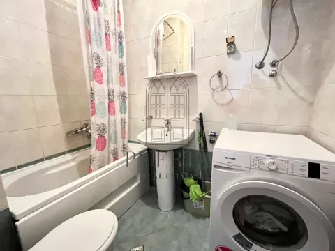 Izdavanje, jednosoban stan, 37m², Stari Aerodrom, Podgorica - image 10