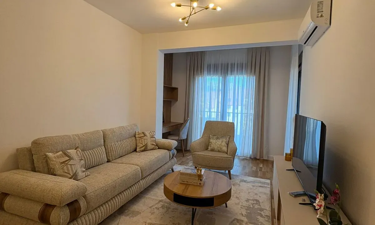 Rent, one bedroom apartment, 48m², Cetinje, Crna Gora