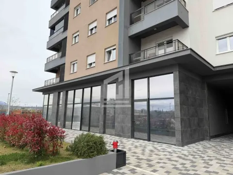 Rent, office space, 285m², Stari Aerodrom, Podgorica - image 2
