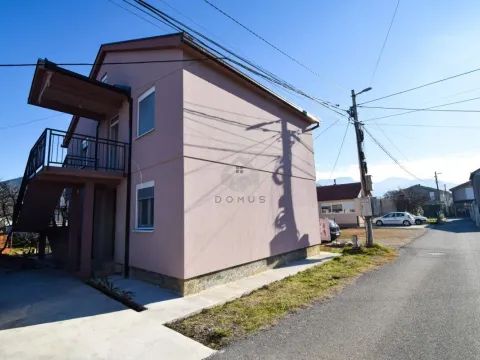 Izdavanje, dvosoban stan, 75m², Zlatica, Podgorica - image 12