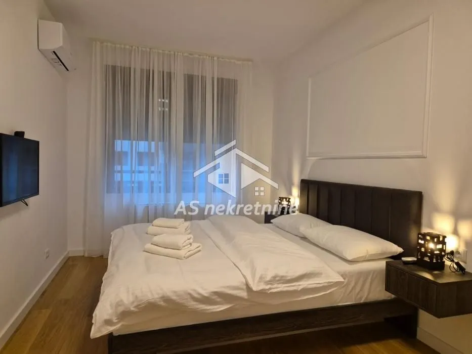 Izdavanje, trosoban stan, 95m², Trošarina, Voždovac Sve Podlokacije
