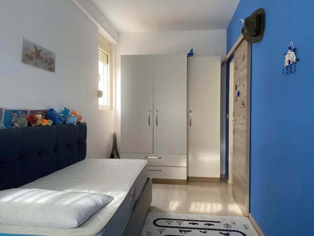 Izdavanje, jednosoban stan, 49m², Šušanj, Bar