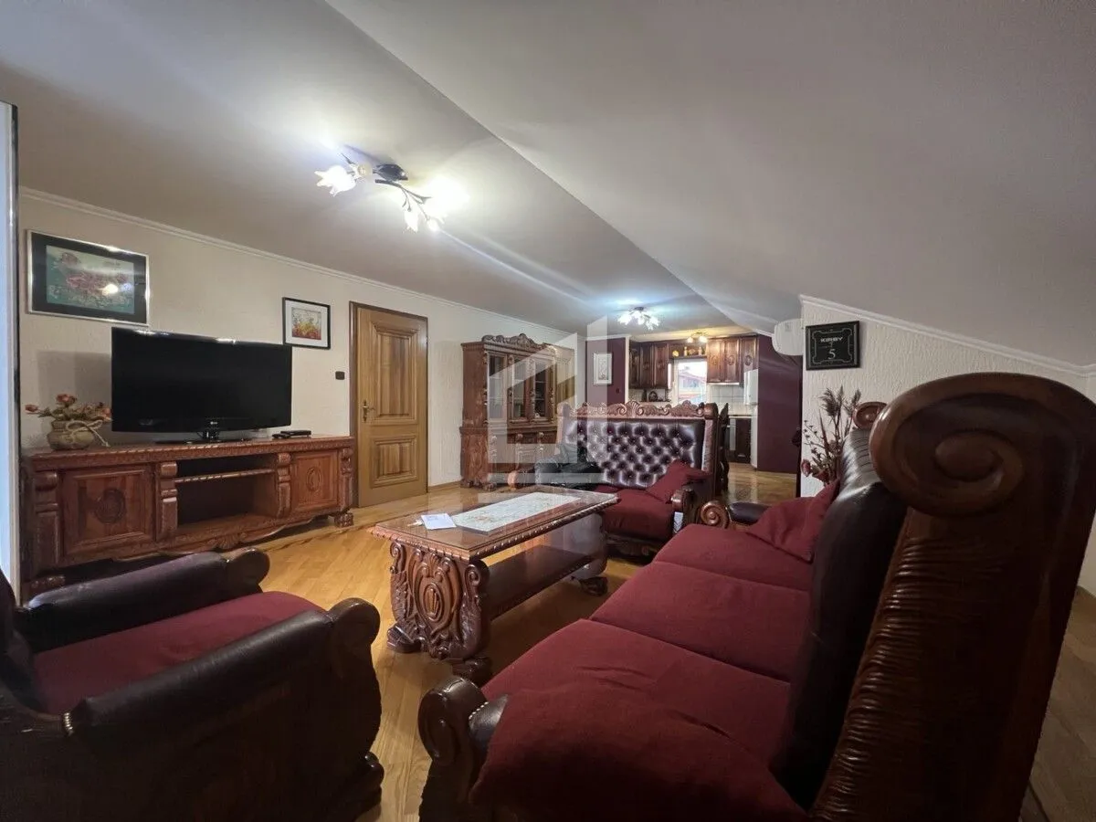 Rent, three bedroom apartment, 135m², Stari Aerodrom, Podgorica