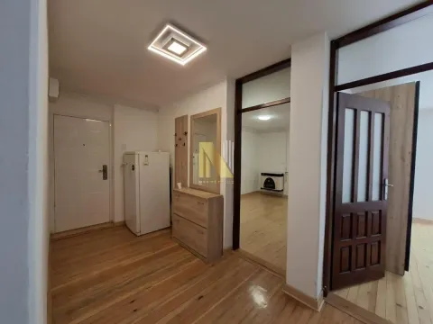 Izdavanje, trosoban stan, 115m², Klisa, Novi Sad Sve Podlokacije - image 9