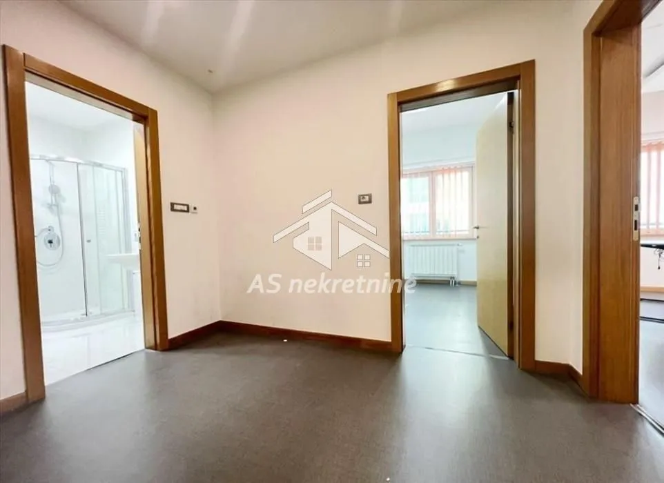Rent, office space, 198m², Novi Beograd Sve Podlokacije, Beograd