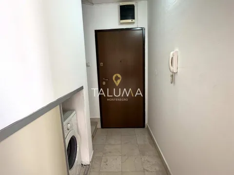 Sale, three bedroom apartment, 71m², Zabjelo, Podgorica - image 2