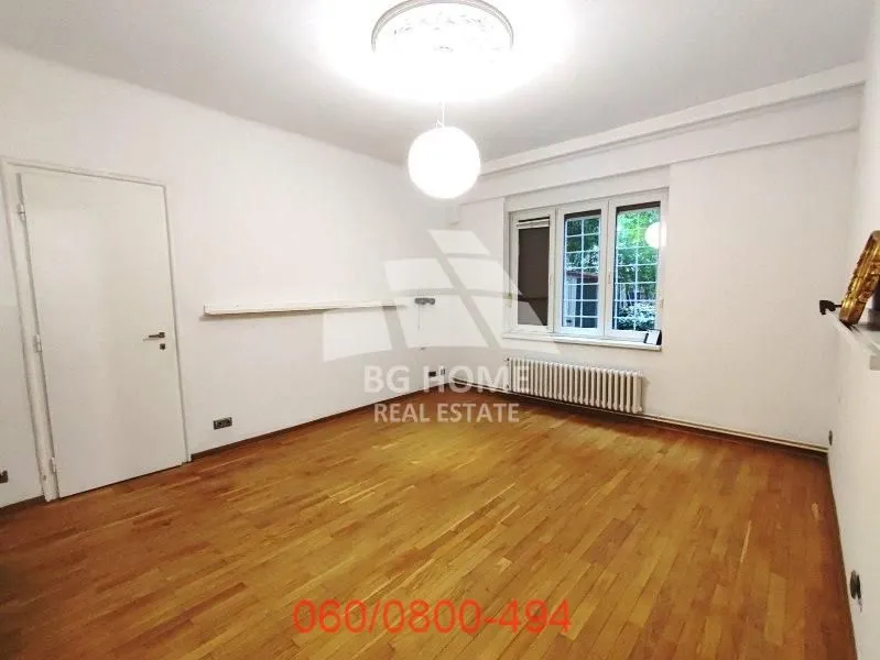 Rent, two bedroom apartment, 52m², Stari Grad, Beograd