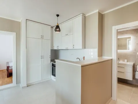 Rent, two bedroom apartment, 67m², Centar, Tivat - image 5