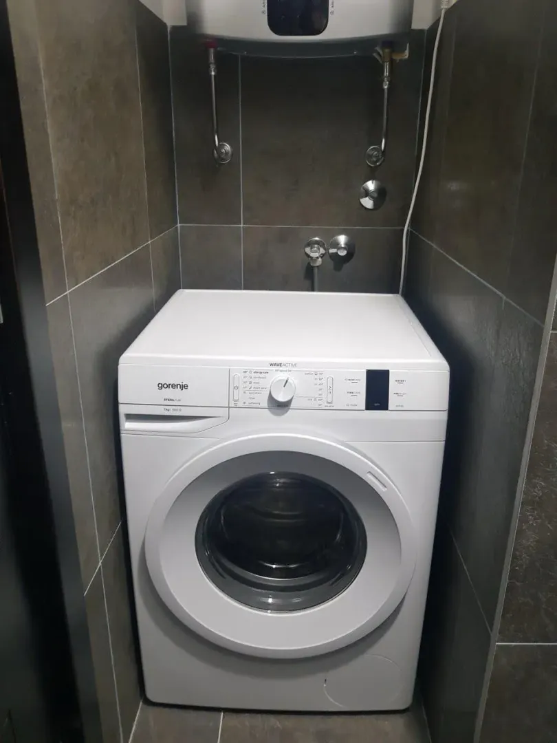 Izdavanje, dvosoban stan, 70m², Vezirov Most, Podgorica