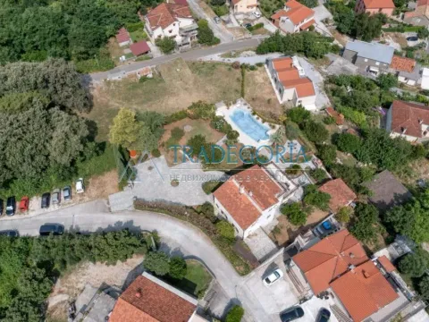 Prodaja, kuća, 400m², Kotor, Crna Gora - image 17