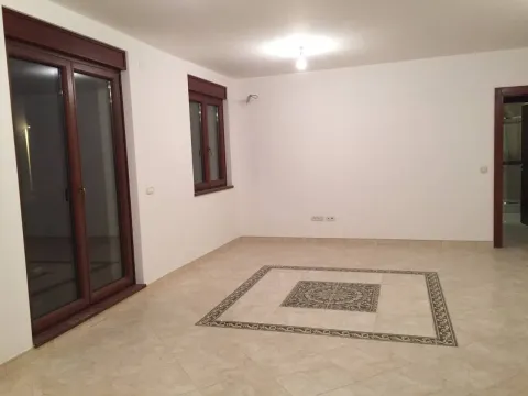 Prodaja, jednosoban stan, 72m², Bečići, Budva - image 9