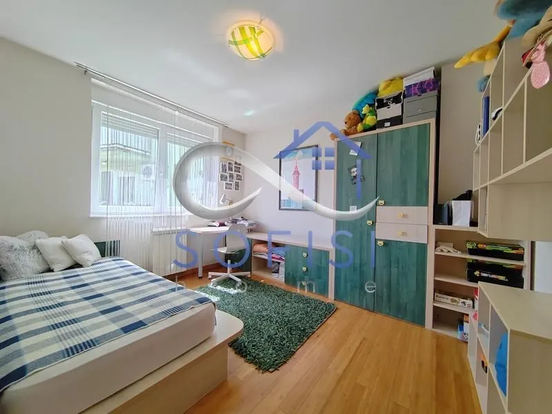 Prodaja, četvorosoban stan, 115m², Grbavica, Novi Sad Sve Podlokacije