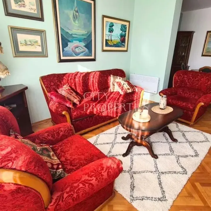 Izdavanje, stan, 65m², Stara Varoš, Podgorica