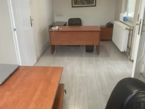 Izdavanje, poslovni prostor, 120m², Sajmište, Novi Sad - image 11