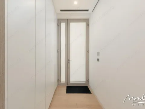 Prodaja, trosoban stan, 147m², Budva, Crna Gora - image 13