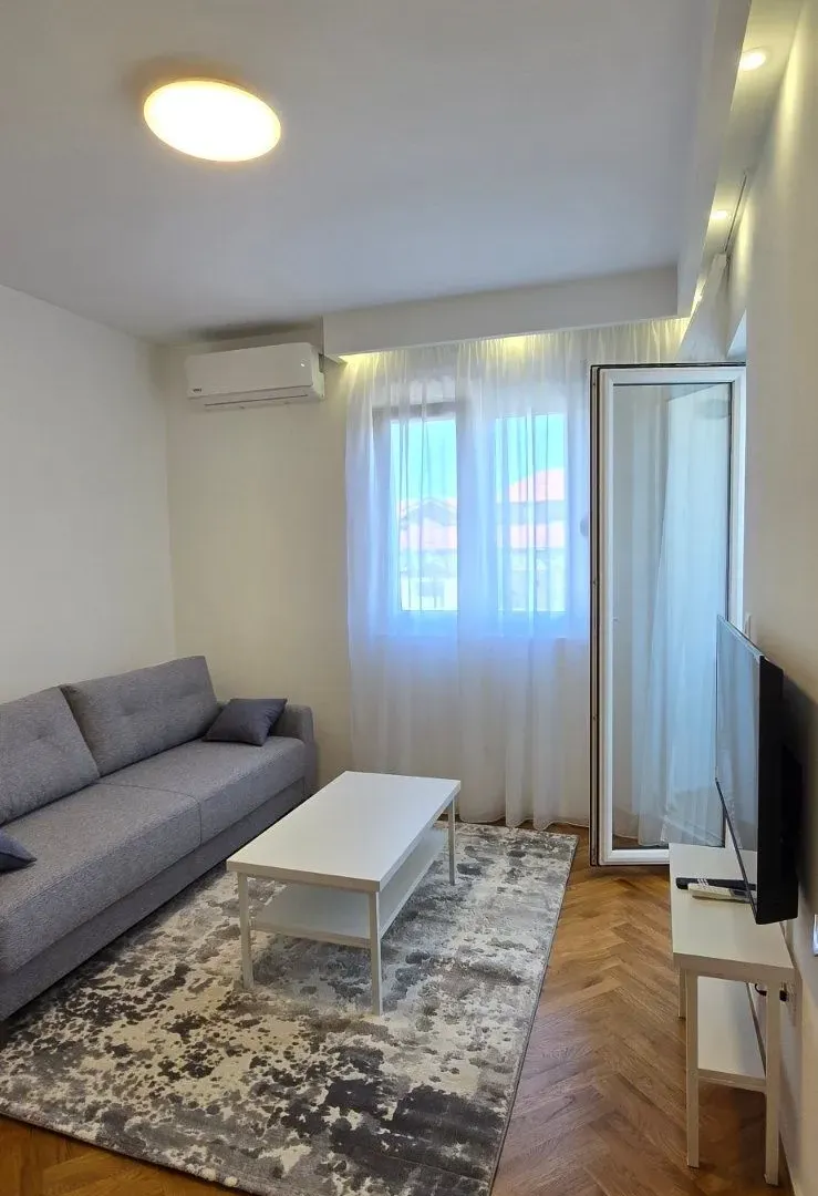 Izdavanje, jednosoban stan, 32m², Zabjelo, Podgorica
