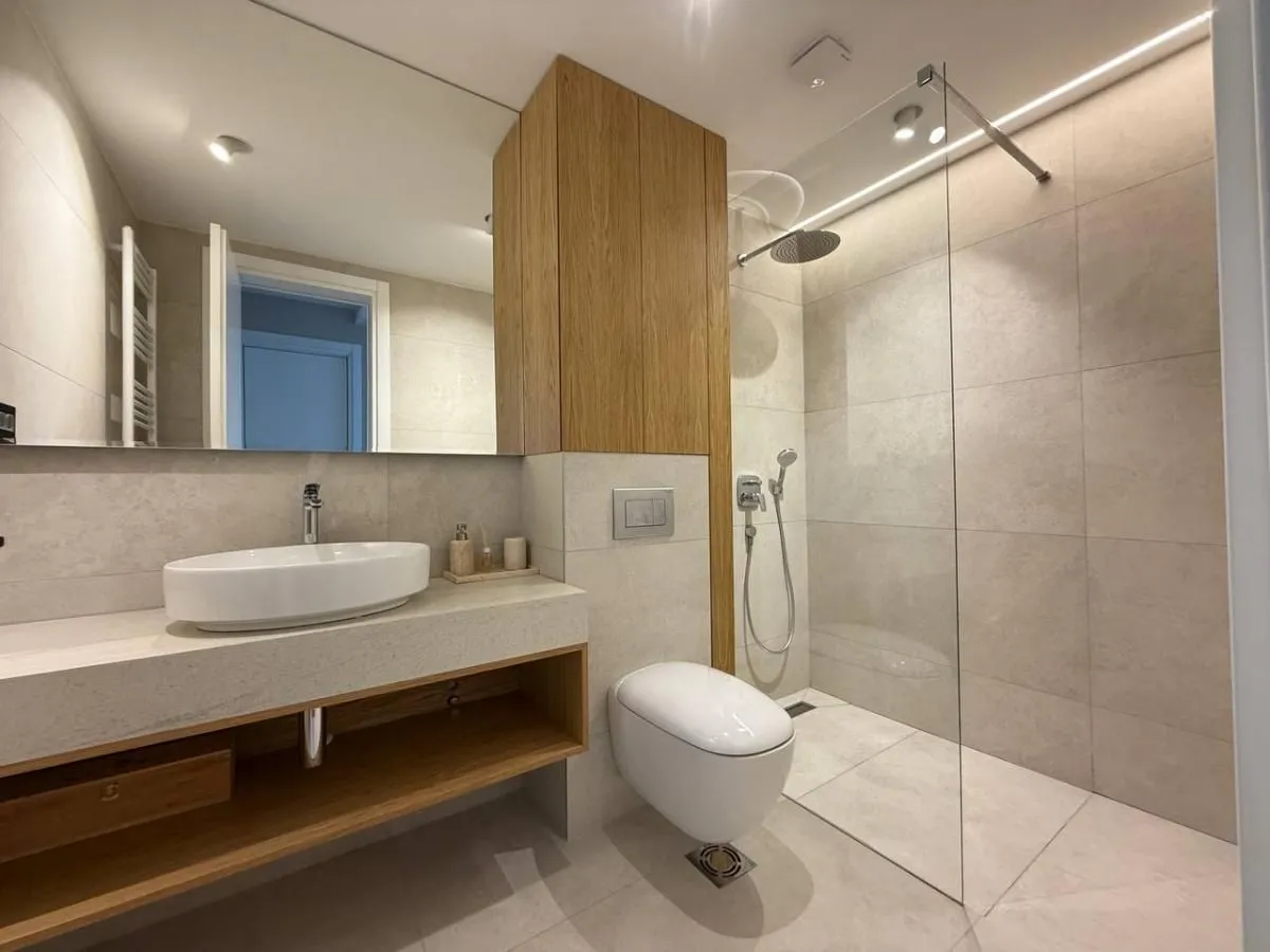 Prodaja, stan, 126m², Adamovićevo Naselje, Novi Sad Sve Podlokacije