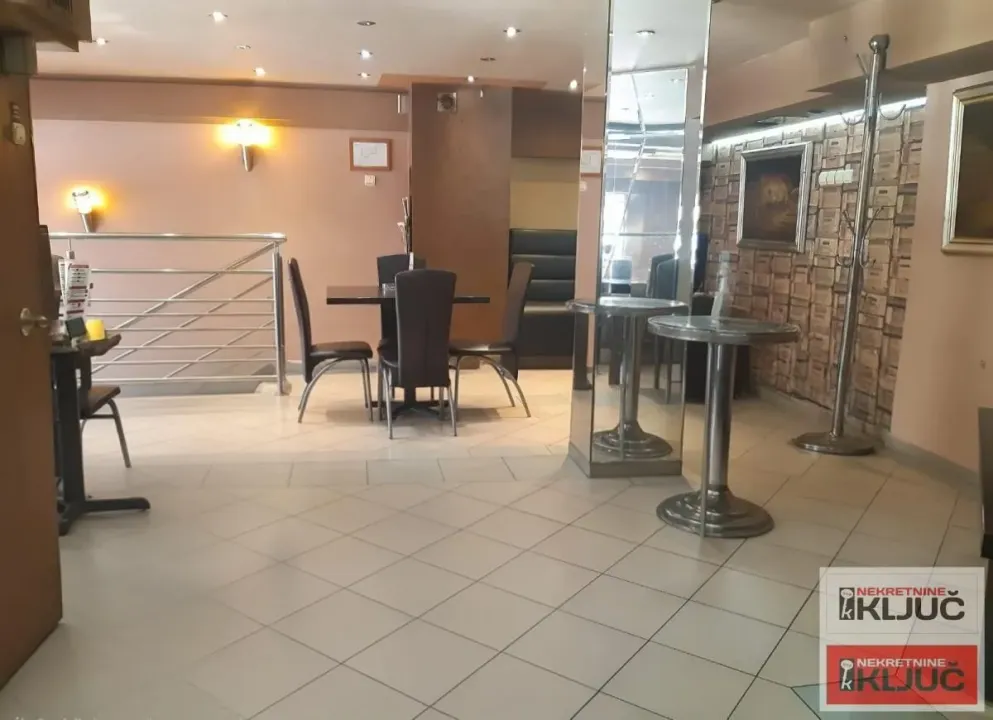 Rent, office space, 85m², Adamovićevo Naselje, Novi Sad Sve Podlokacije
