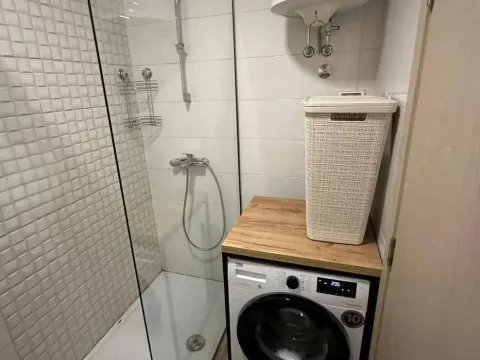 Prodaja, jednosoban stan, 44m², City Kvart, Podgorica - image 13