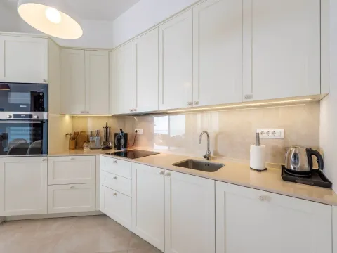 Sale, three bedroom apartment, 182m², Skočiđevojka, Budva - image 16