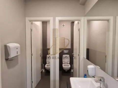 Izdavanje, poslovni prostor, 256m², Bulevar Oslobodjenja, Novi Sad Sve Podlokacije - image 8