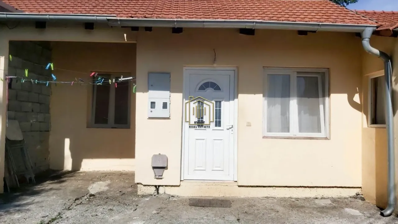 Prodaja, kuća, 83m², Dahna, Podgorica