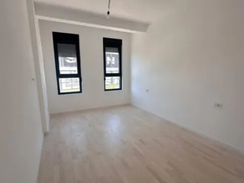 Prodaja, jednosoban stan, 43m², Centar, Bar - image 5