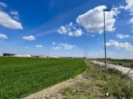 Prodaja, plac, Batajnica, Beograd - image 1