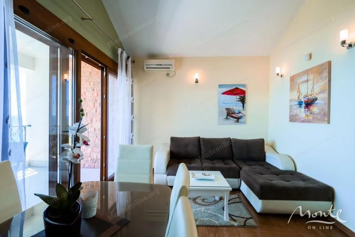 Prodaja, kuća, 252m², Šušanj, Bar