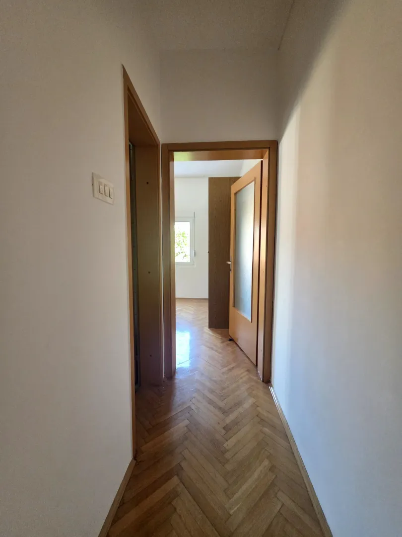 Rent, three bedroom apartment, 130m², Preko Morače, Podgorica