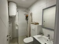 Izdavanje, trosoban stan, 110m², Seljanovo, Tivat - image 13