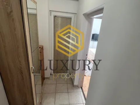 Izdavanje, jednosoban stan, 38m², Stari Aerodrom, Podgorica - image 9