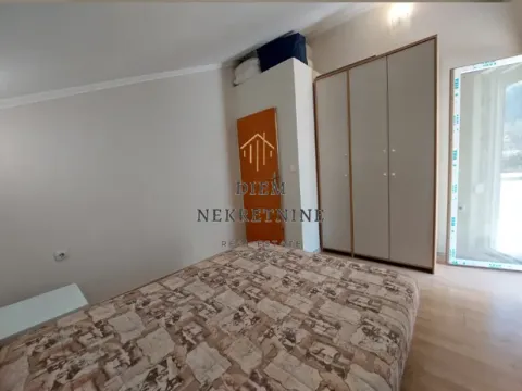 Rent, two bedroom apartment, 70m², Škaljari, Kotor - image 3