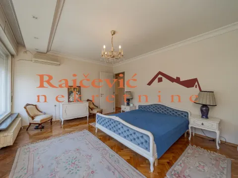 Prodaja, kuća, 273m², Beograd, Srbija - image 11