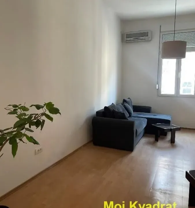 Rent, one bedroom apartment, 47m², Stari Grad, Beograd