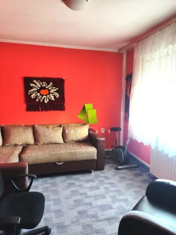 Sale, three bedroom apartment, 75m², Medijana, Niš
