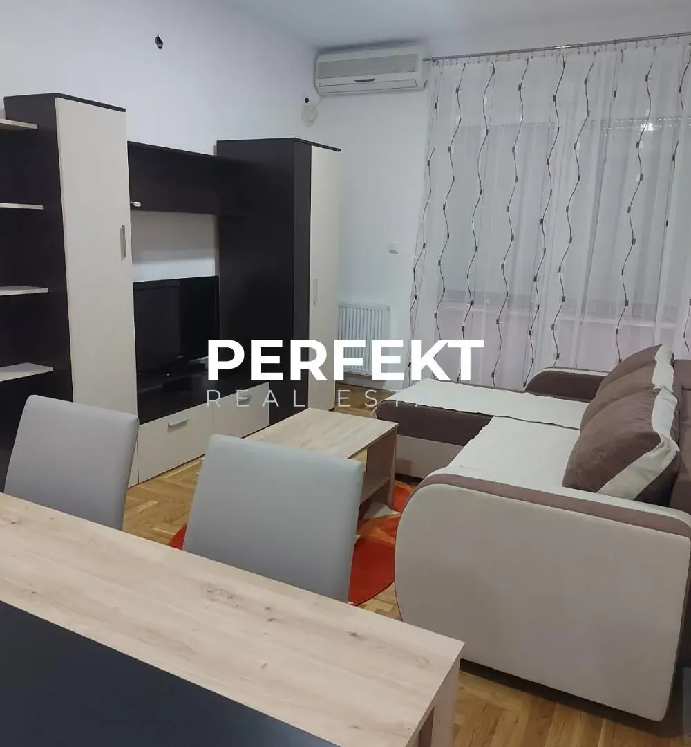 Rent, two bedroom apartment, 47m², Pančevo, Srbija