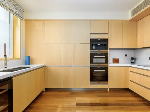 Sale, three bedroom apartment, 491m², Porto Montenegro, Tivat - image 9