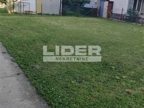 Sale, house, 240m², Čukarica, Beograd