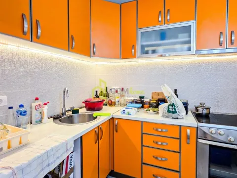 Sale, two bedroom apartment, 59m², Petrovac, Budva - image 10