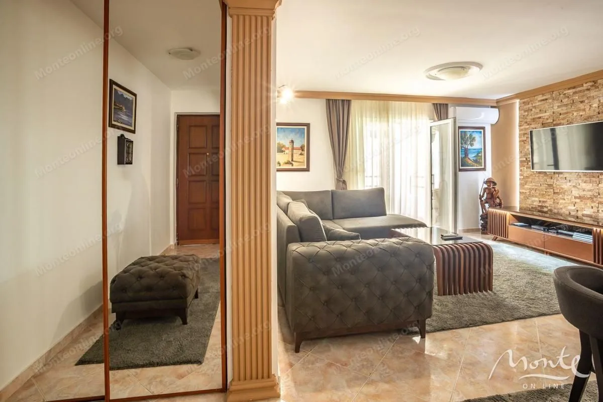 Sale, two bedroom apartment, 72m², Budva, Crna Gora