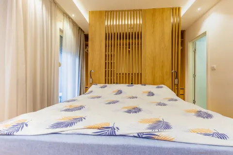 Rent, two bedroom apartment, 100m², Central Point, Podgorica - image 4