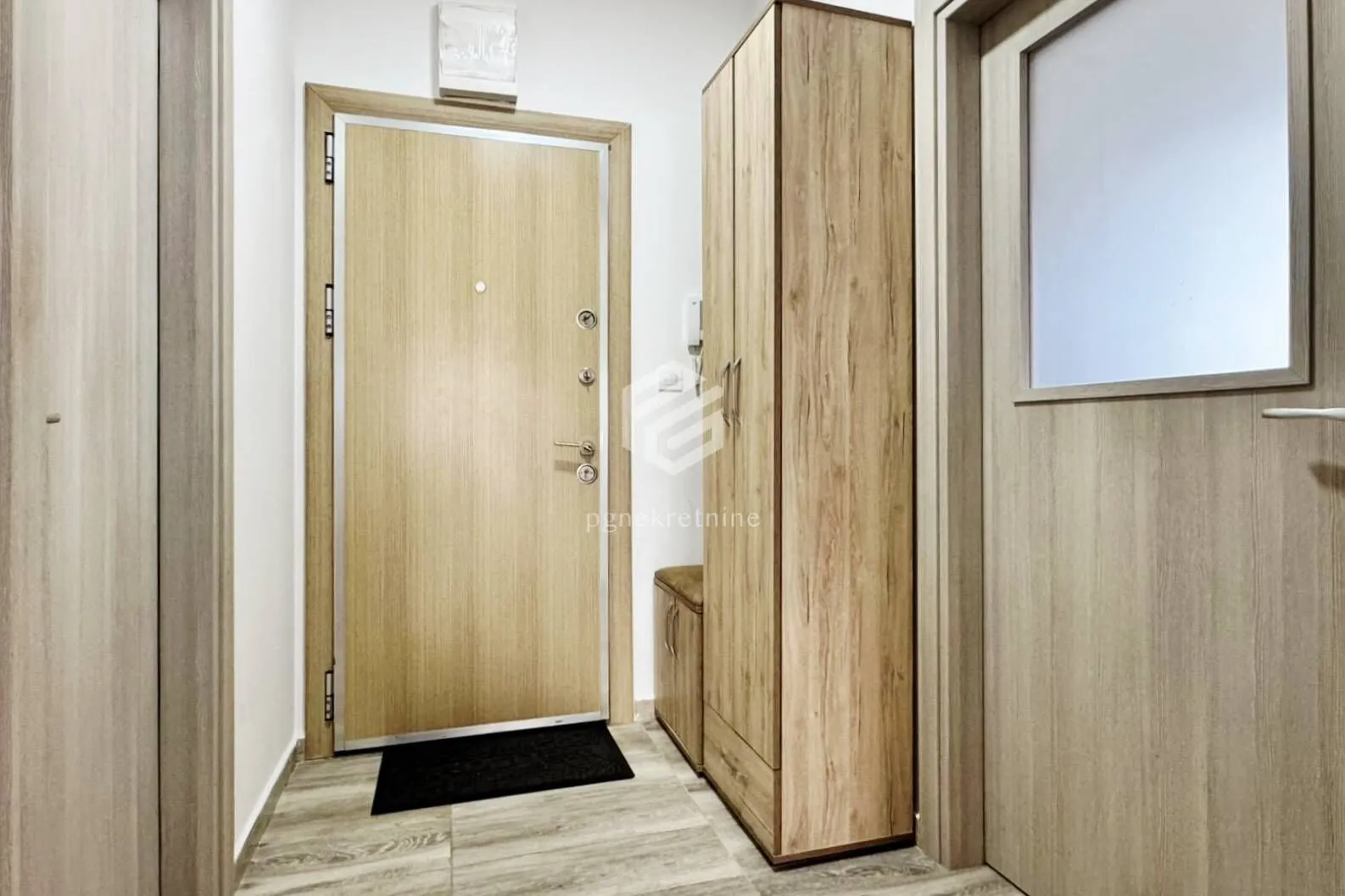 Izdavanje, jednosoban stan, 48m², Zabjelo, Podgorica