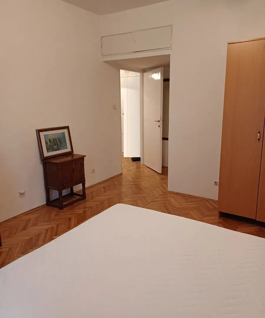 Prodaja, dvosoban stan, 60m², Kalenić Pijaca, Vračar Sve Podlokacije