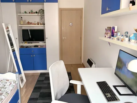 Sale, three bedroom apartment, 72m², City Kvart, Podgorica - image 11