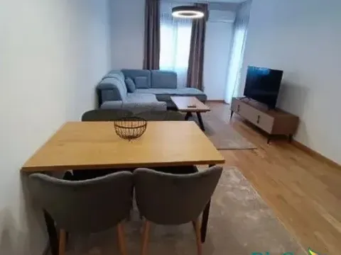 Izdavanje, jednosoban stan, 45m², City Kvart, Podgorica - image 5