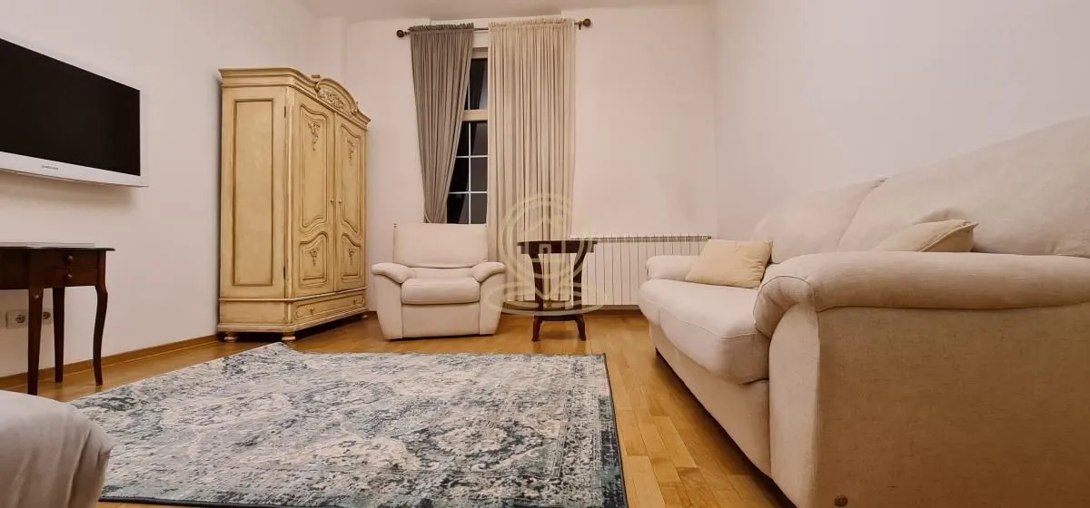 Izdavanje, jednosoban stan, 35m², Vračar Sve Podlokacije, Beograd