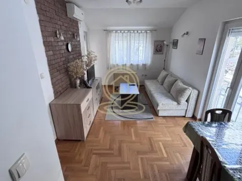 Prodaja, dvosoban stan, 41m², Centar, Vrnjačka Banja - image 1