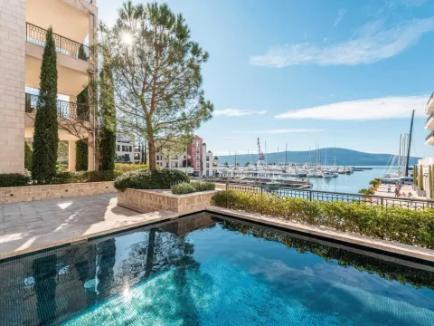 Sale, one bedroom apartment, 64m², Porto Montenegro, Tivat - image 1